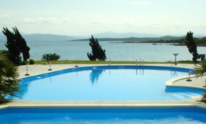 Baia Caddinas Apartment | Homerez - 200m from the beach! Pretty apartment for 4 people. with swimming pool