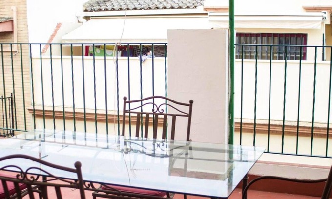Triana Apartment | Homerez - Beautiful appartement for 2 ppl. with terrace and balcony at Sevilla