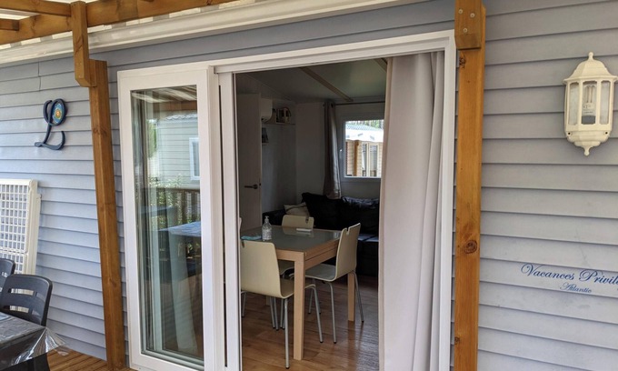 Saint-Julien-en-Born House | Homerez - Bungalow in Saint-Julien-en-Born