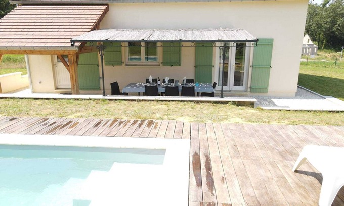 Payrignac Villa | Homerez - Comfortable villa in Payrignac