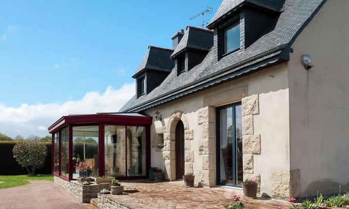 Pedernec House | Homerez - House Pédernec garden