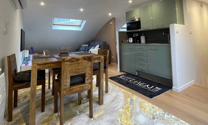 Malakoff Apartment | Homerez - Nice apartement for 4 ppl. at Malakoff