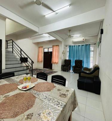 Kampung Behor Gandin Apartment | Homestay Giant Kangar