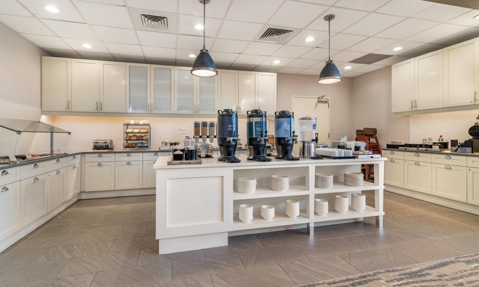 Schenectady Hotel | Homewood Suites By Hilton Schenectady
