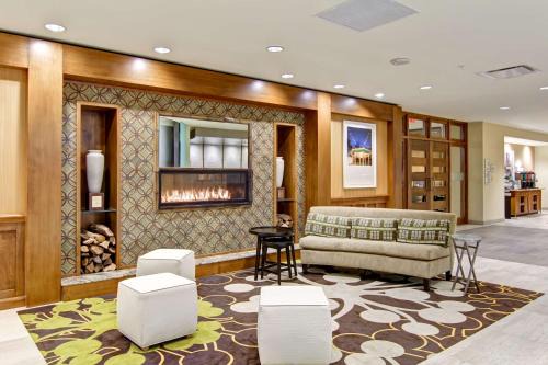 Central Business District Hotel | Homewood Suites by Hilton Cincinnati-Downtown