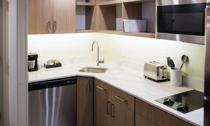 South Tulsa Hotel | Homewood Suites by Hilton Tulsa South Medical District