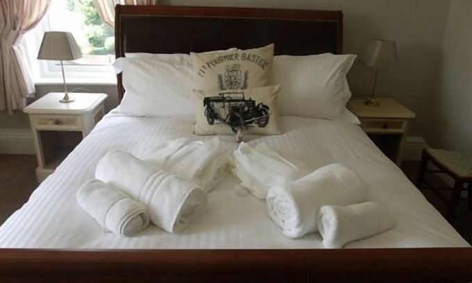 Sheringham Bed & Breakfast | Hooray Henrys Sheringham