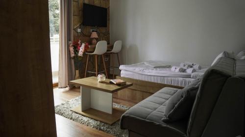Lisina Apartment | Hop Kop