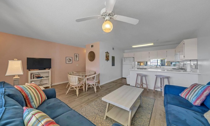 West Panama City Beach Condo | Horizon South 54205: Great 1 Bedroom, 1.5 Bath with Bunk Beds, Sleeps 6