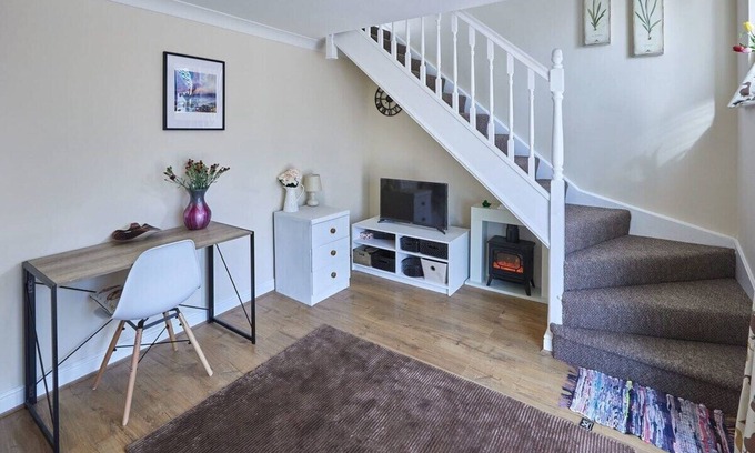 Middlesbrough House | Host & Stay | Beatrice Little Duckling