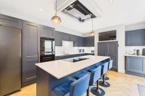 Redcar House | Host & Stay - Bellevue Luxe