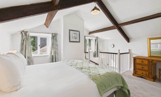 Rothbury House | Host & Stay | Brackenrigg Cottage