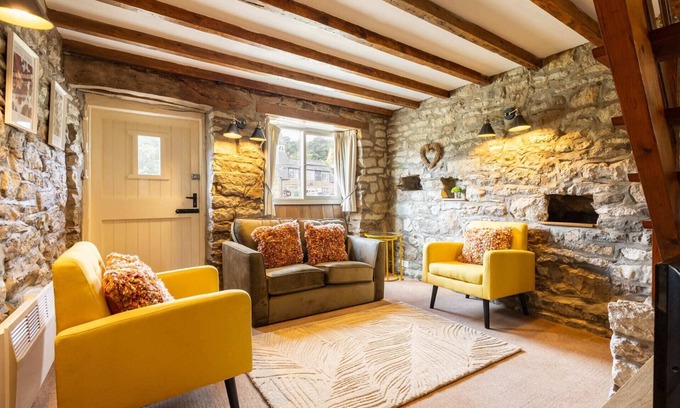 Hutton le Hole House | Host & Stay | Byre Cottage