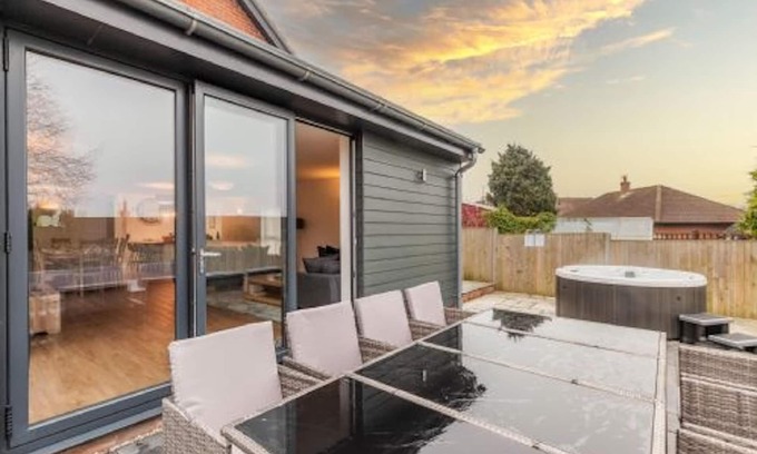 Cromer House | Host & Stay | Crimond House