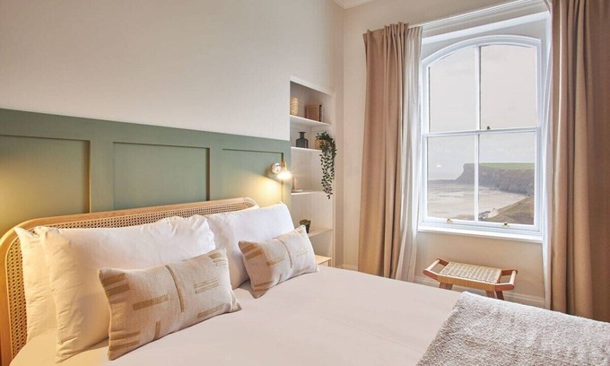 Saltburn-by-the-Sea Apartment | Host & Stay | Huntcliff View Apartment