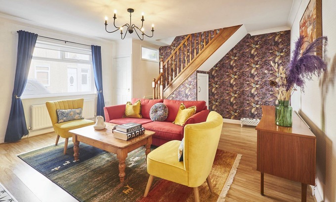 Amble House | Host & Stay | Hideaway