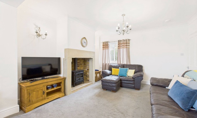 Amble House | Host & Stay | Pier View