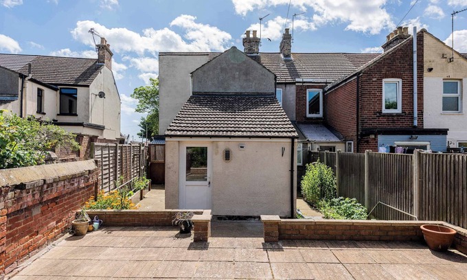 Great Yarmouth House | Host & Stay | The Haven at Church Road