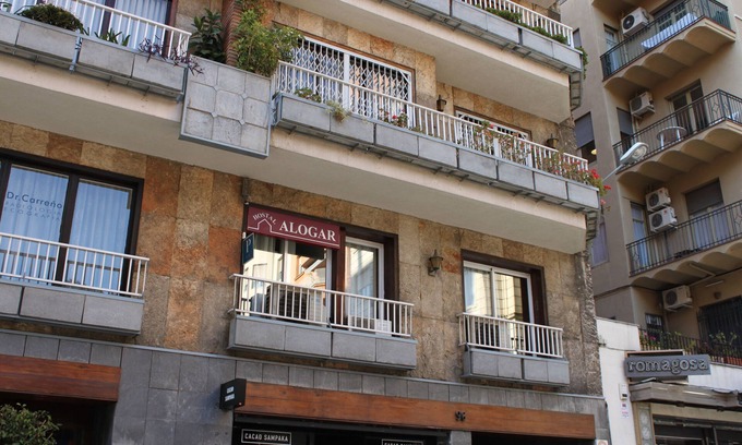 Sant Gervasi Hotel | Hostal Alogar