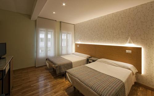 Burgos House | Hostal Bezana
