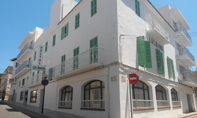 Es Pelats House | Hostal Cas Bombu
