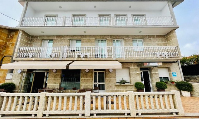 Sanxenxo House | Hostal Eden