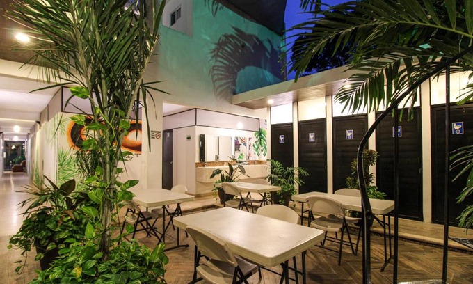 Chichen Itza - Valladolid House | Hostal Gayser