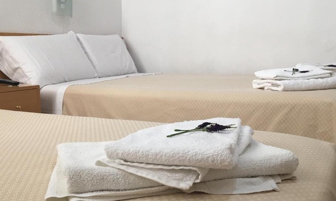 Huertas House | Hostal R. Lido