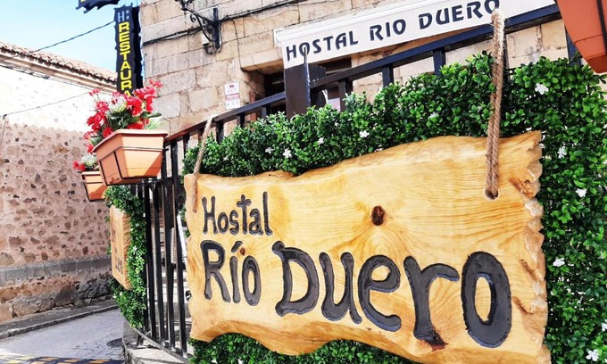 Molinos de Duero House | Hostal Rio Duero