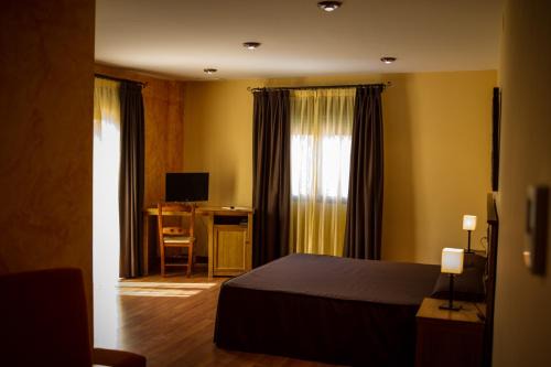 Deifontes Hotel | Hostal Rural el Nacimiento