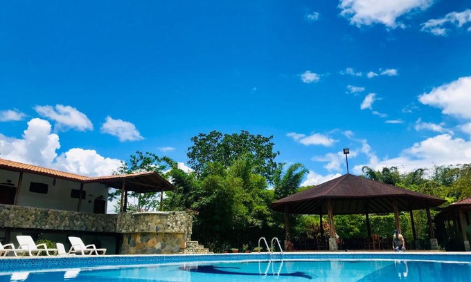 Zamora Chinchipe Hotel | Hostería Tierra Dorada