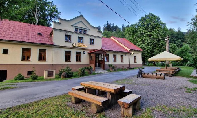 Ostravice Hotel | Hostinec u Řeky