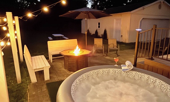Saint Marys Saint Joseph County Cottage | Hot Tub! Fire Pit! Gas Fire Table! Game Garage!