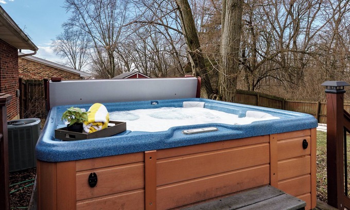 Riverside House | Hot Tub | Game Room | Near WPAFB & USAF Museum