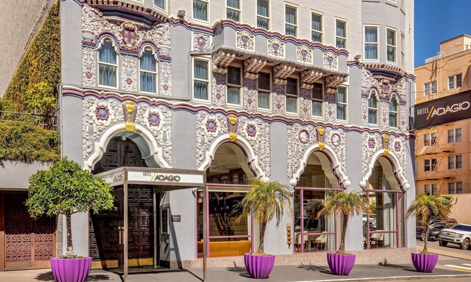 Theater District Hotel | Hotel Adagio, Autograph Collection
