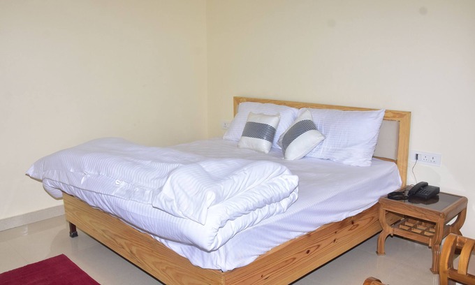 Narainkoti Hotel | Hotel Anandam Phata