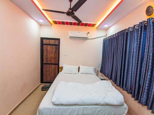 Bhuj House | Hotel Arbuda Palace