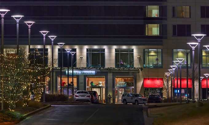 Naperville Hotel | Hotel Arista