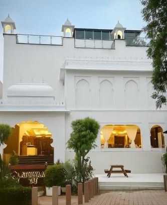 Agra Hotel | Hotel Atulyaa Taj