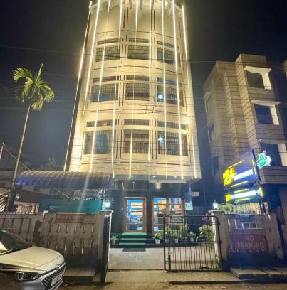 Sualkuchi Hotel | Hotel B K R Guwahati