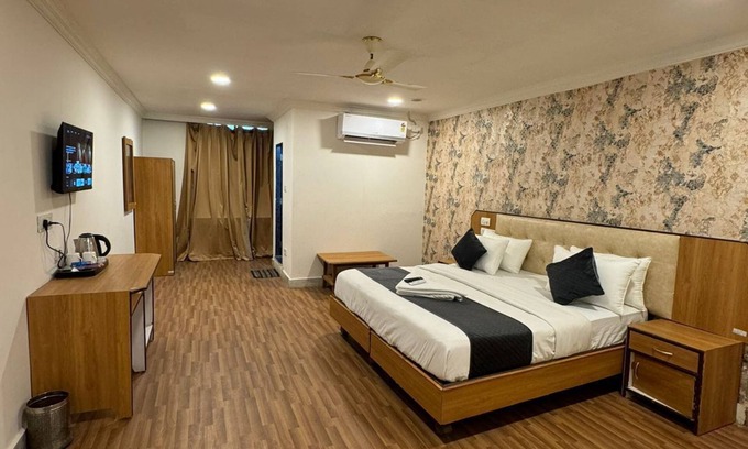 Masab Tank Cabin | HOTEL B.R CLASSIC