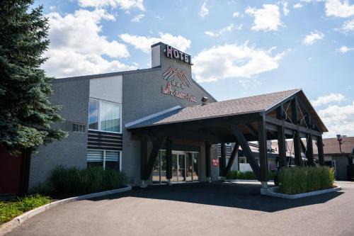 Baie-St-Paul Hotel | Hotel Baie Saint Paul
