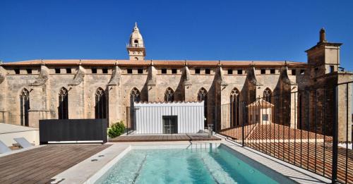 Cort Hotel | Hotel Basilica