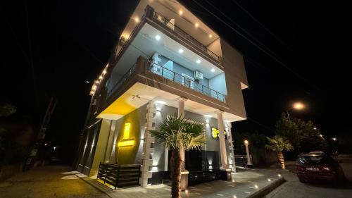 Permet Hotel | Hotel Bizant