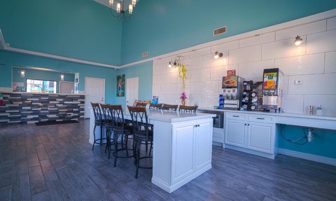 Clear Lake Shores Hotel | Hotel Bliss Kemah