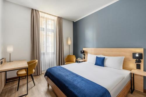 Nepszinhaz negyed Hotel | Hotel Bristol Budapest