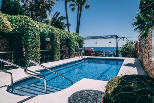 Nerja City Centre Hotel | Hotel Carabeo