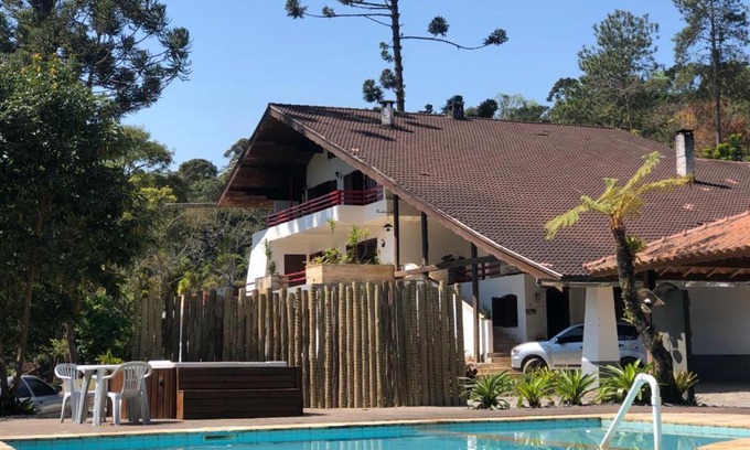 Visconde de Maua Hotel | Hotel Casa Alpina