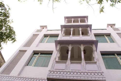 Bani Park Hotel | Hotel Chit Chat Palace