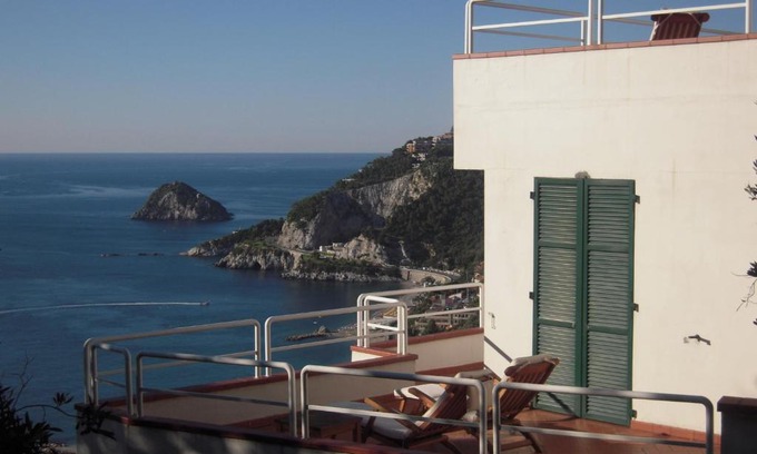 Bergeggi Hotel | Hotel Claudio